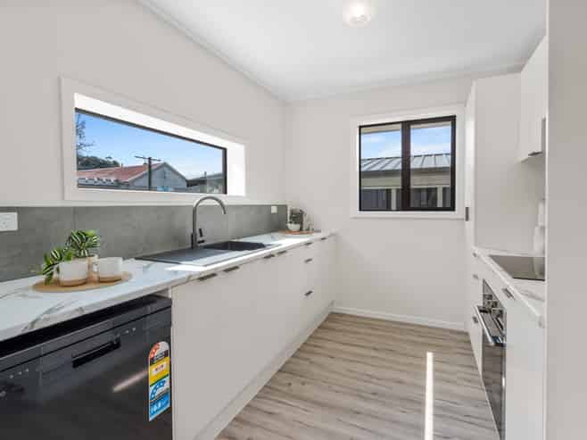 349 South Road, Caversham