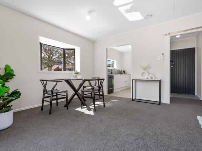 349 South Road, Caversham