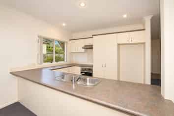 43 Kinleith Way, Albany