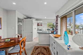 84 Main North Road, Papanui