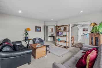 84 Main North Road, Papanui