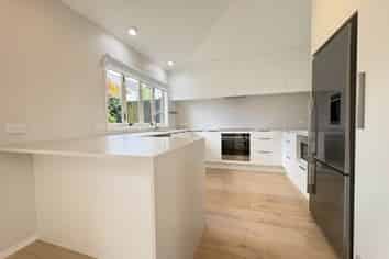 125A St Johns Road, Saint Johns