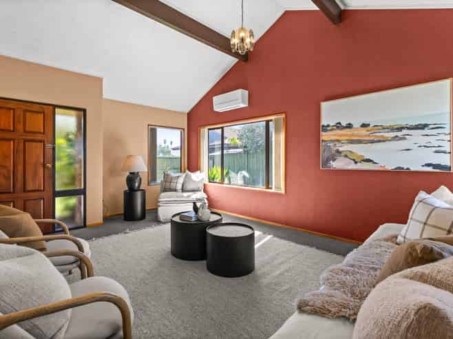3 Lowther Place, Taradale