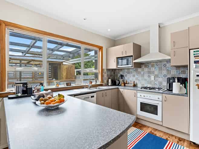31 Queenwood Road, Levin