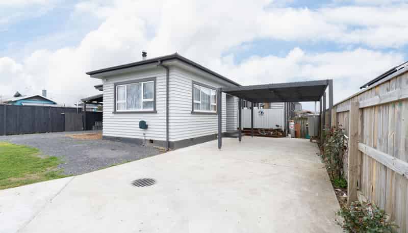 31 Queenwood Road, Levin