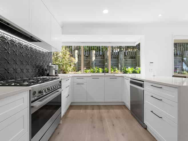 123 Grovenor Drive, Orewa