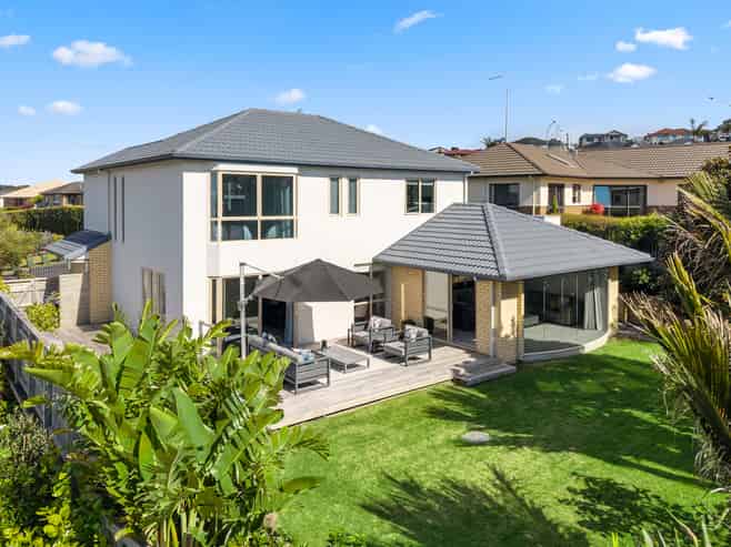 123 Grovenor Drive, Orewa