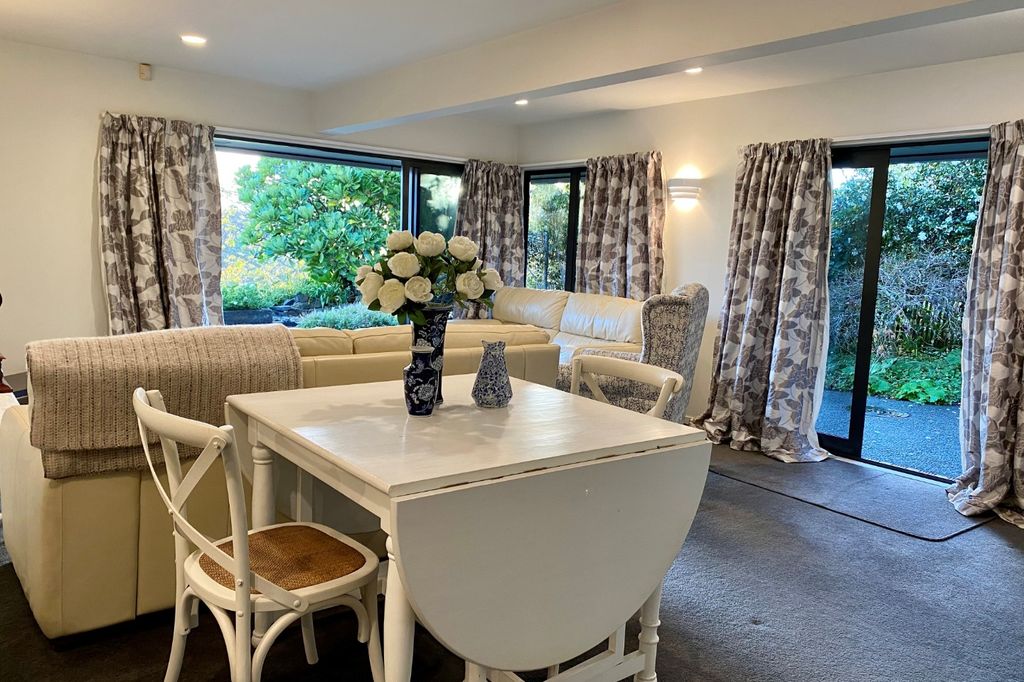 One bedroom in Takapuna 3
