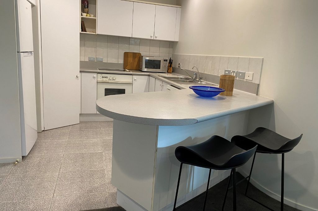 One bedroom in Takapuna 5