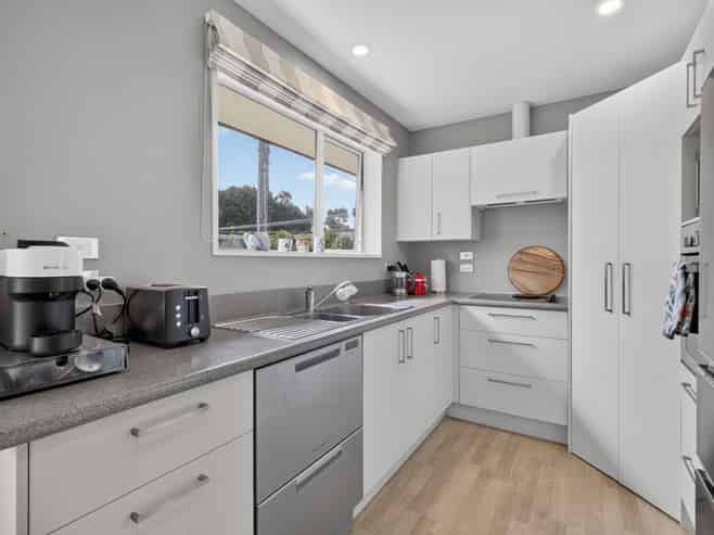 16A Achilles Street, Burwood