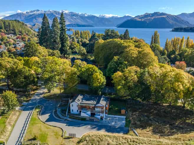 1A Ashgrove Lane, Wanaka