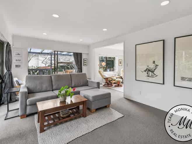 10 Kingsclere Place, Goodwood Heights