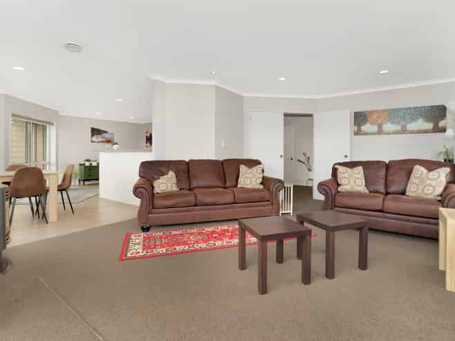 15 Taramea Rise, Pyes Pa