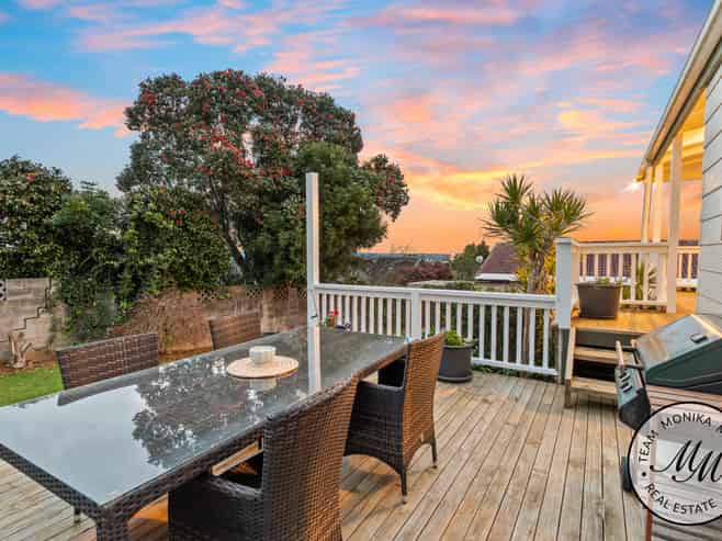 12 Sophora Place, Totara Heights