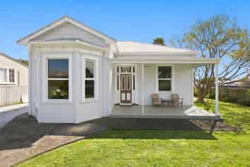 19 Carey Street, Waitara