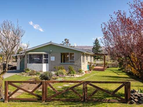 79 Newcastle Street, CLYDE