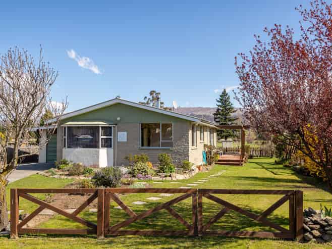 79 Newcastle Street, CLYDE