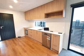 4/66 Metcalfe Road, Ranui