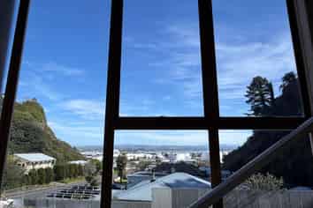 39A Burns Road, Hospital Hill