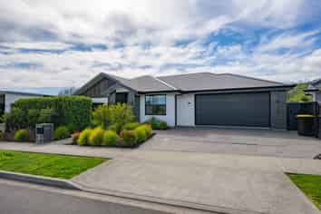 89 Daelyn Drive, Richmond