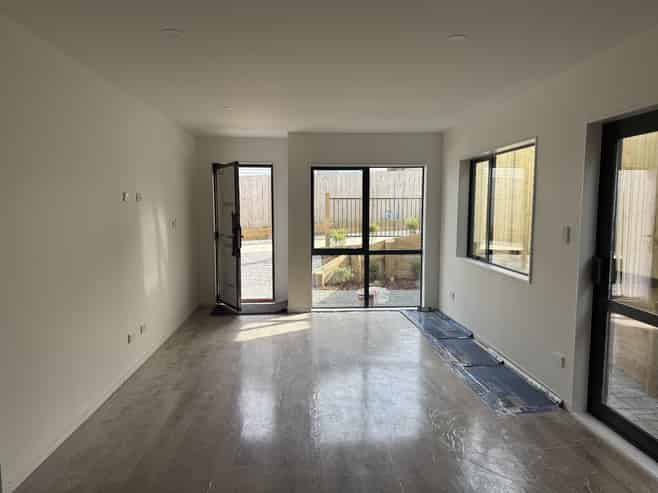 2/21 Gainsborough Street, Manurewa