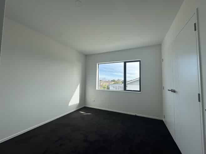 2/21 Gainsborough Street, Manurewa