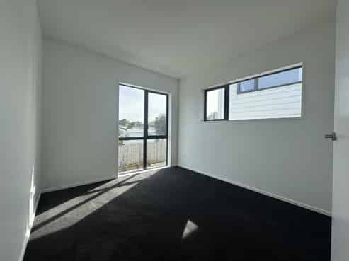 2/21 Gainsborough Street, Manurewa