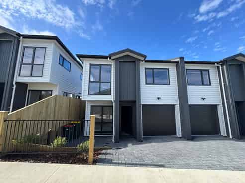 2/21 Gainsborough Street, Manurewa