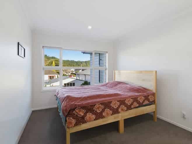 12 Ronalds Way, Taita