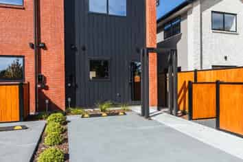 4/12 Matata Place , Shirley