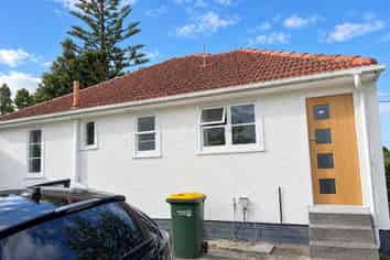 75  Chivalry Road, Glenfield