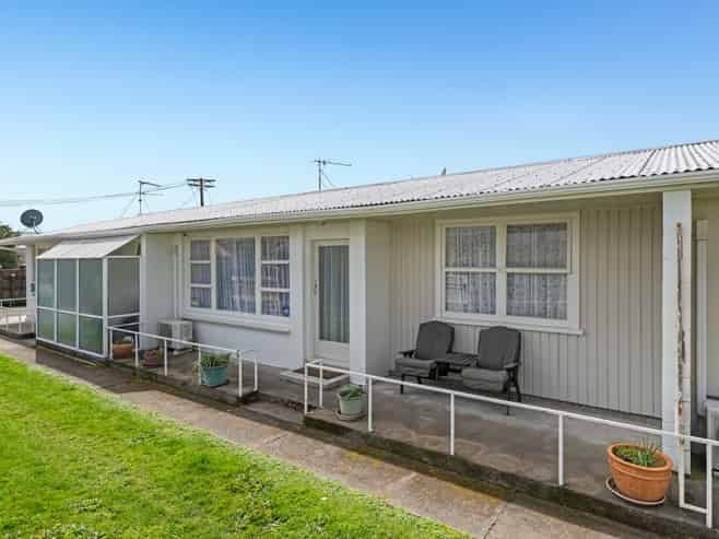 2/8 Purser Crescent, Witherlea
