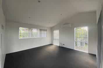 72 Pebble Beach Boulevard, Kamo