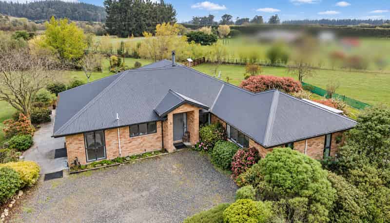 261 Catherwoods Road, Cust