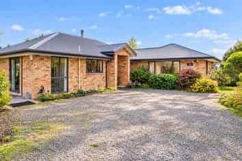 261 Catherwoods Road, Cust