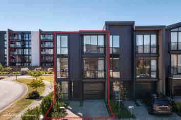 2 Amber Court, Stonefields