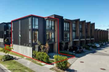 2 Amber Court, Stonefields