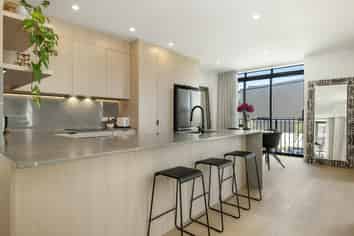 2 Amber Court, Stonefields