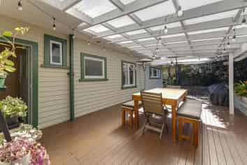 15 Kowhai Avenue, Annesbrook