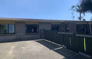 36B Heron Avenue East, Matua