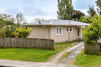 81 Ruahine Street, Paraparaumu