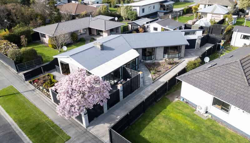 44 Breezes Road, Avondale