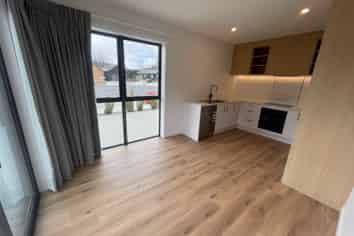 A/8 Pascoe Close, Lower Shotover