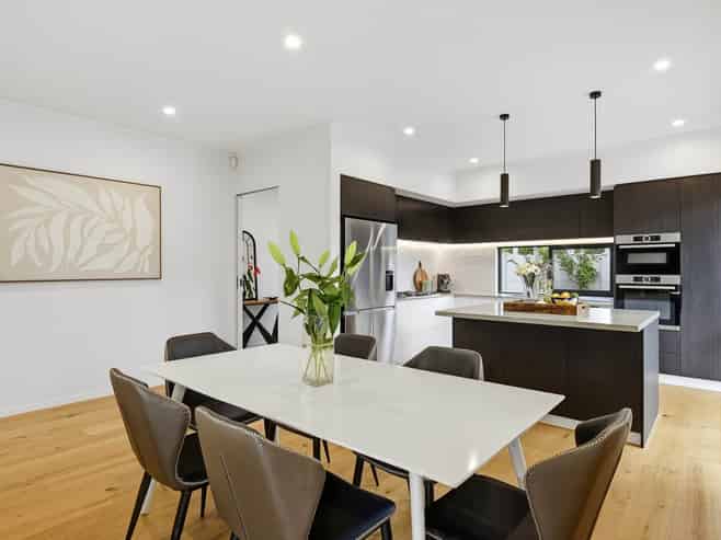 24A Norwood Road, Bayswater