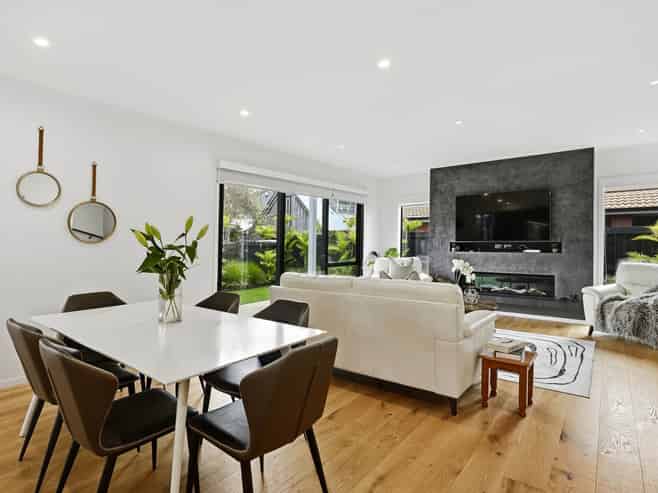 24A Norwood Road, Bayswater