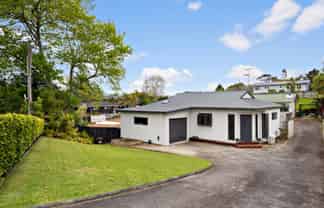 19 Atkinson Road, Titirangi