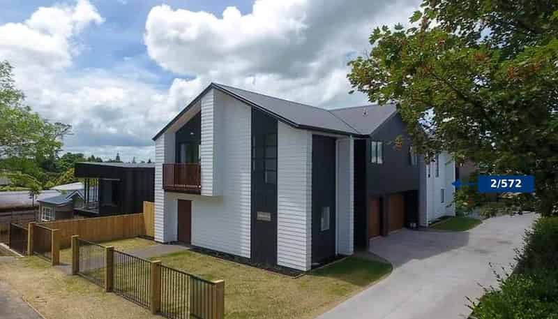2/572 Grey Street, Hamilton East