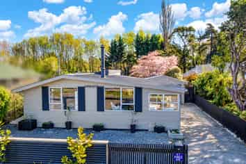 47 Kings Avenue, Waikuku Beach