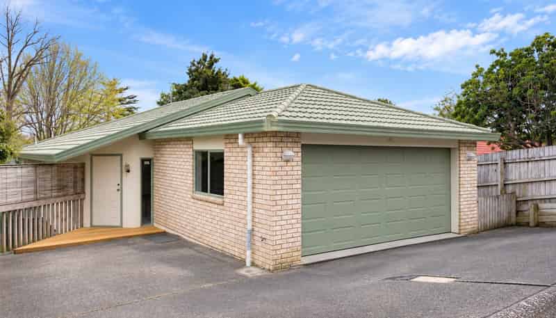 45F Forest Hill Road, Henderson