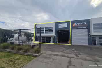 310m2* Warehouse/Office in Hillsborough